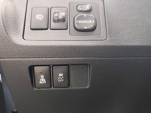 TOYOTA VERSO 2.2 D-CAT 110kw (9 foto / 15)