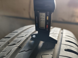 215x55R17 barum bravuris 5 (2 foto / 3)