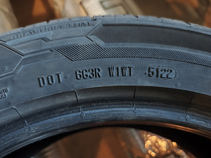 215x55R17 barum bravuris 5 (3 foto / 3)