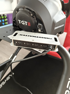 Simracing komplekt Playseat Trophy + Thrustmaster T-GT II (6 foto / 7)