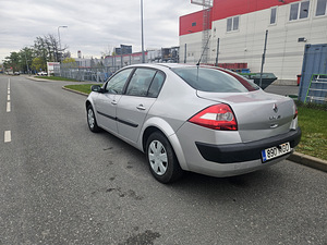 Renault Megane 2 (3 foto / 15)