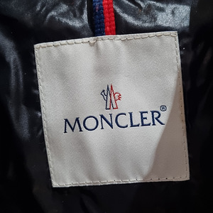Talve mantel MONCLER (3 foto / 4)