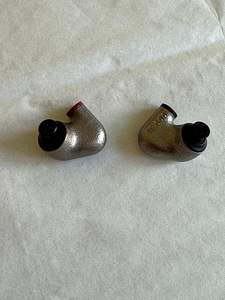 Sennheiser IE 600 (5 foto / 5)
