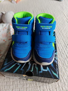 Skechers saapad (2 foto / 7)