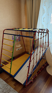 Laste spordikompleks / ronimiskeskus + maat 130*110*115cm (1 foto / 2)