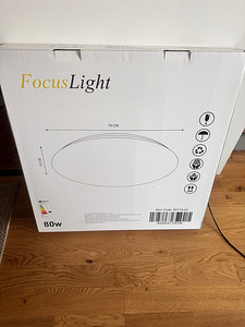 UUS JA PAKENDIS LED laelamp puldiga (2 foto / 3)