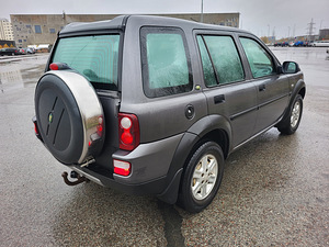 LAND ROVER FREELANDER 2.0 D (3 foto / 7)