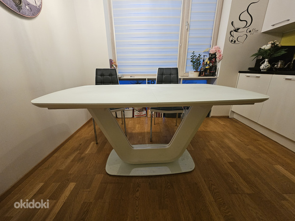 Раздвижной стол Armani (фото #1)