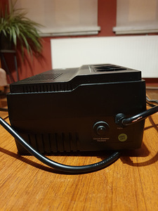 APC Easy UPS BV800I-GR (5 foto / 5)