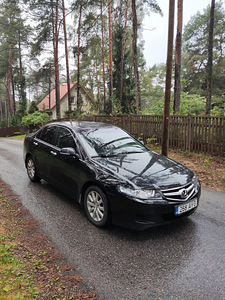 HONDA ACCORD (2 foto / 7)