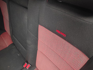 Vw golf 1,8 Turbo (3 foto / 7)