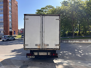 Mercedes- Benz sprinter 2.2cdi Külmik 92kw furgoon (5 foto / 9)