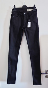 Новые облегающие джинсы Diesel, W24 L32 (2 фото из 8)