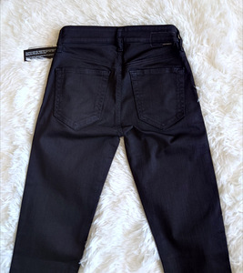 Новые облегающие джинсы Diesel, W24 L32 (7 фото из 8)