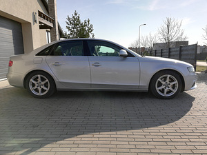 Audi A4 Limousine 2.0 TDI 105kW (7 foto / 15)