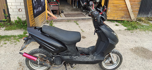 Китайский скутер 50сс. (2 фото из 3)