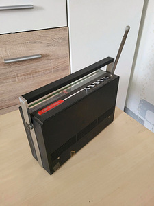 Stern Dynamic II RFT Transistorraadio. Made in Germany (3 foto / 3)