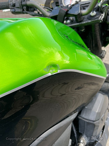 Kawasaki Z 750 78kW (3 foto / 5)