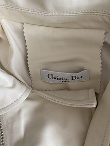 Christian Dior nahast jakk (1 foto / 3)