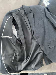 Детский костюм Hugo Boss (8 фото из 8)