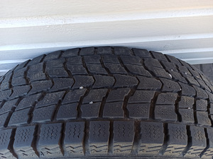 Dunlop lamellrehvid 225/65 R17 (8 foto / 10)