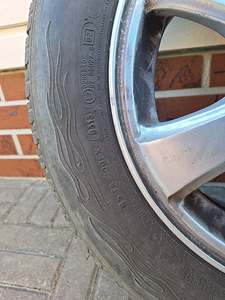 Литые диски R15 6.5J + шины 195/65 R15 (7 фото из 10)