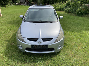 Mitsubishi Grandis, 2.0D, 100kW, manuaal, 7-kohta, varuosad! (1 foto / 10)
