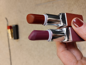 Помады Dior, Chanel, Clinique, Lancôme (4 фото из 10)