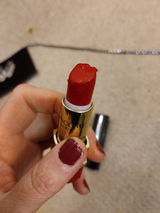 Помады Dior, Chanel, Clinique, Lancôme (3 фото из 10)