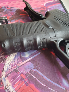 Umared Glock 22 Gen 4 (airsoft) (3 foto / 5)