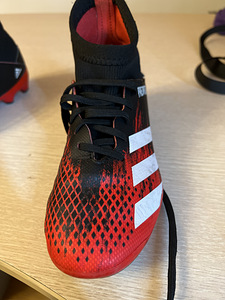 Müüa ADIDAS PREDATOR saapad (4 foto / 8)