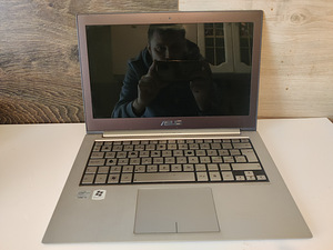 Asus zenbook (2 фото из 4)