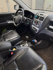 KIA SPORTAGE (8 foto / 14)