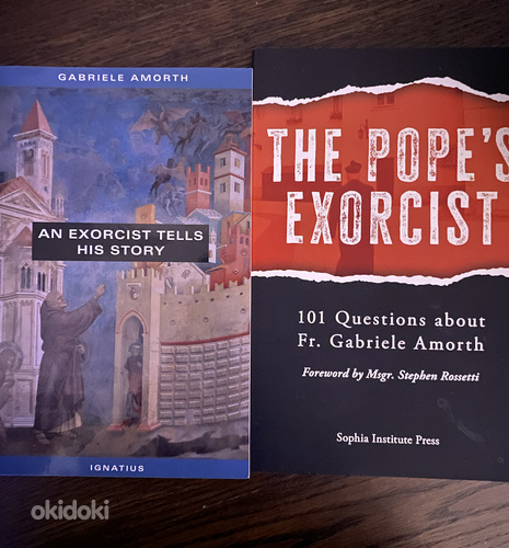An Exorcist tells his story and The Popes Exorcist (foto #1)
