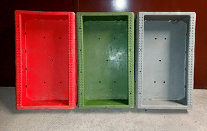 PLASTKASTID 735x445x175mm (erinevad värvid) (1 foto / 5)