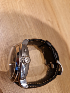 Uued meeste käekellad Luminor Panerai GMT (4 foto / 6)