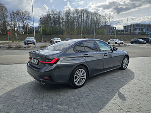 BMW 320D xDrive 2021a. 140KW, 39000km (2 foto / 9)