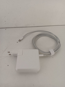 Mac Book Pro USB C laadija! UUS! (2 foto / 2)