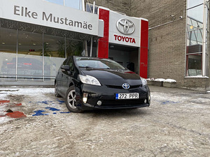 Toyota PRIUS (3 foto / 12)