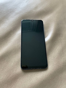 Samsung Galaxy A50 128 ГБ (6 фото из 8)