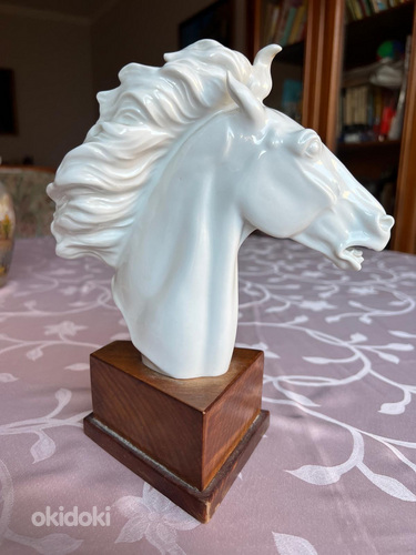 Müüa vintage Meissen hobusepea portselanskulptuur (24cm)