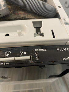 Electroluxi nõudepesumasin (6 foto / 6)
