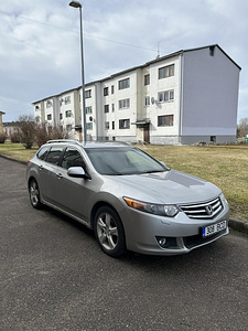Honda Accord 2.0 115kW, 2009 (2 foto / 7)