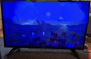 FIINLUX 40" teler (1 foto / 2)