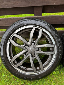 18" литые диски + летние шины 245/45 R18 (2 фото из 5)