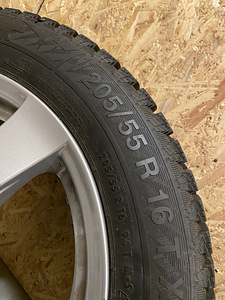 BMW 5x120 205/55/R16 talverattad lamelliga (9 foto / 10)