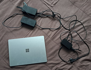 Microsoft Surface Laptop 3 (16 RAM, 256 SSD) + Dokkimisjaam (2 foto / 4)