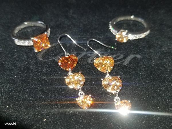 Swarovski kristallidega kõrvarõngad, kullatud, uus (foto #1)