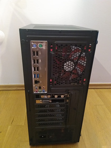 Xeon E5-2689/X79/64GB RAM/NVMe 256GB/GTX 1070 8GB (5 foto / 10)