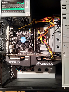 Intel I5-6402P/B150M/16GB RAM/SSD 256GB/GTX 1070 8GB (8 foto / 9)
